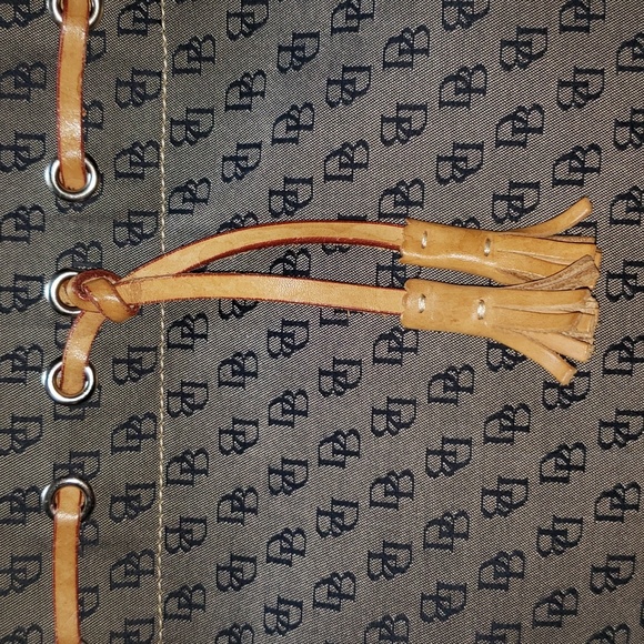 💘🖤💘 DOONEY & BOURKE KHAKI SIGNATURE MONOGRAM JACQUARD TASSEL DRAWSTRING BAG - Picture 1 of 15